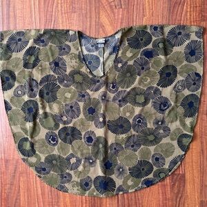 Manuhealii Olive and Navy Opihi Top